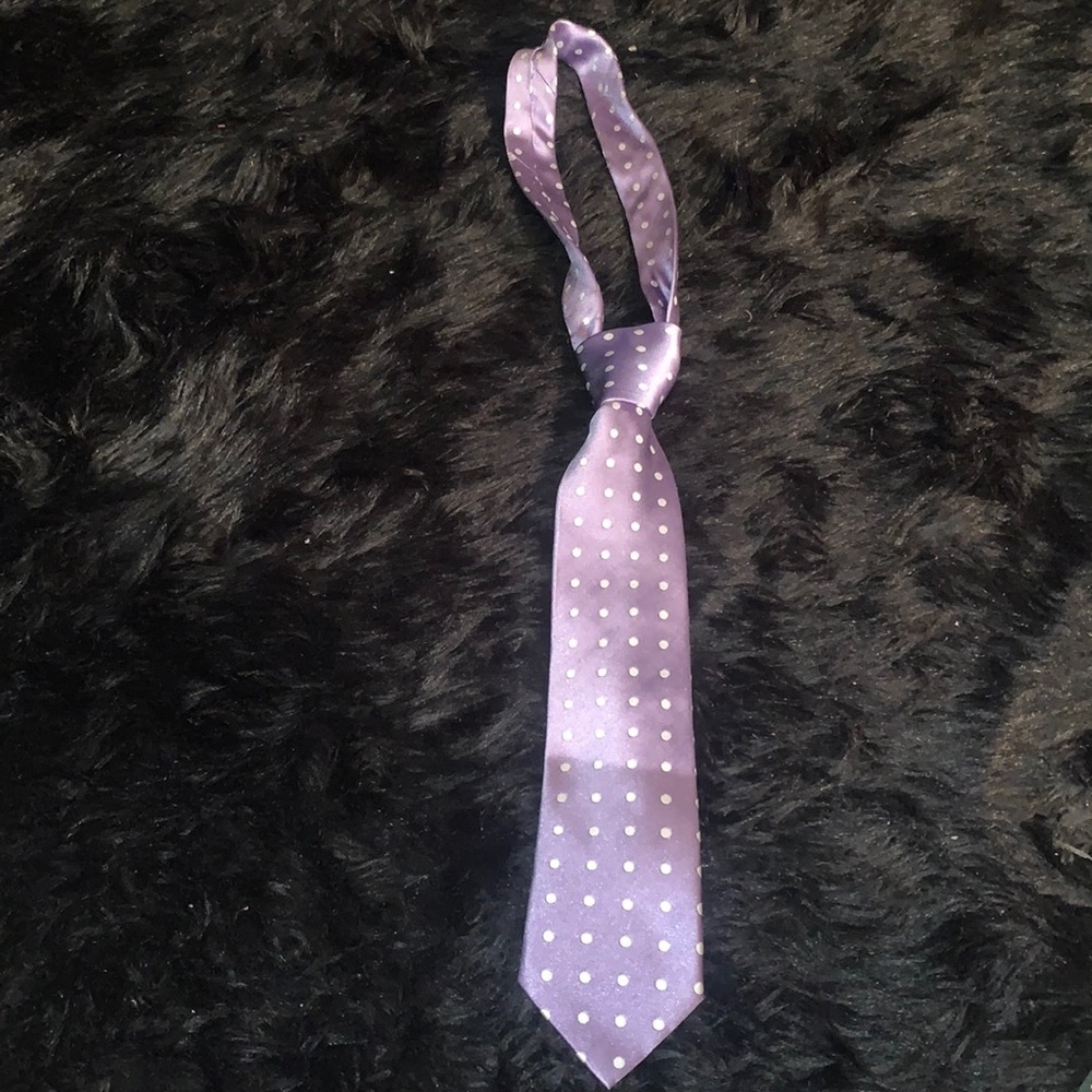 Big Knot tie w/polka dots